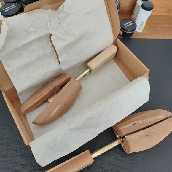 Rochester Cedar Shoe Trees XL - Picture 4 of 7